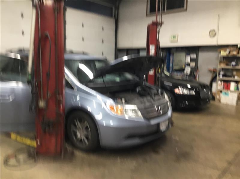 Levi's Garage Bourbonnais, IL